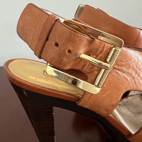 Michael Kors Carla Platform Luggage color Leather Size 7M - Picture 12 of 14